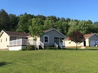 920 E C St, Iron Mountain, MI 49801