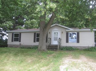 N4744 Larry Rd, New London, WI 54961