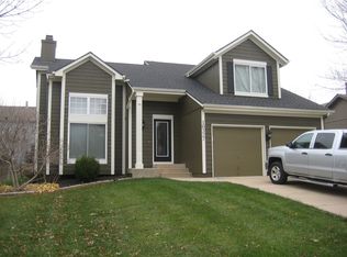 16327 S Avalon St, Olathe, KS 66062