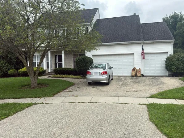 18249 W Old Hickory Ct, Gurnee, IL 60031