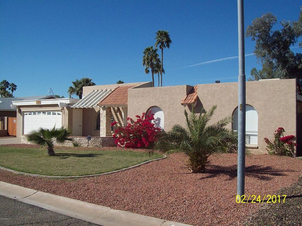 1st image of 1226 E Delano Dr