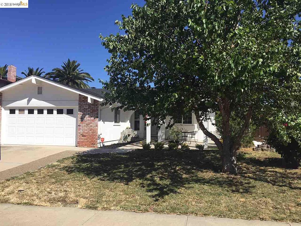 1st image of 2333 Cordoba Way