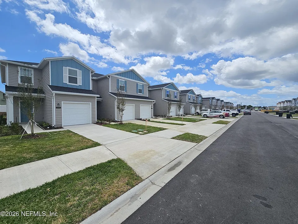 1665 Garden Grove Ct