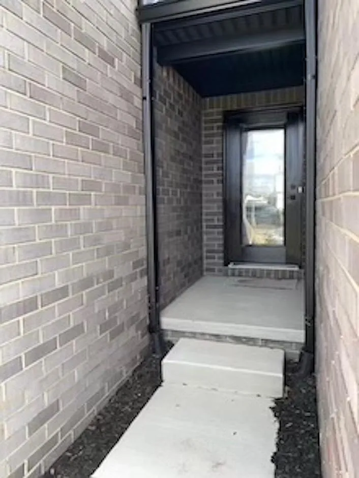 2 bed, 2.5 bath, 1504 sqft, $2,500 — Photo 2