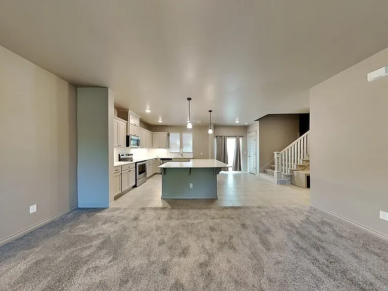 509 N Main St — Photo 3