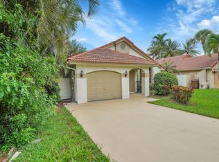 3833 NW 7th Pl, Deerfield Beach, FL 33442
