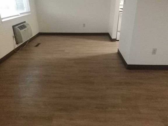 3rd image of 425 6th Ave #3