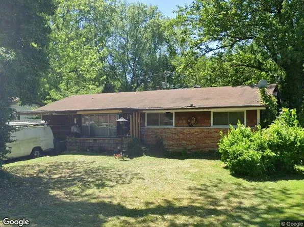 9731 Edgefield Dr, Saint Louis, MO 63136