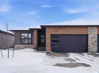 515 Delainey Rd #20, Saskatoon, SK S7V0N4