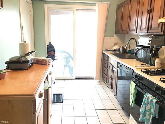 1714 Commonwealth Ave. #8 Boston - Brighton Unit Photo 3