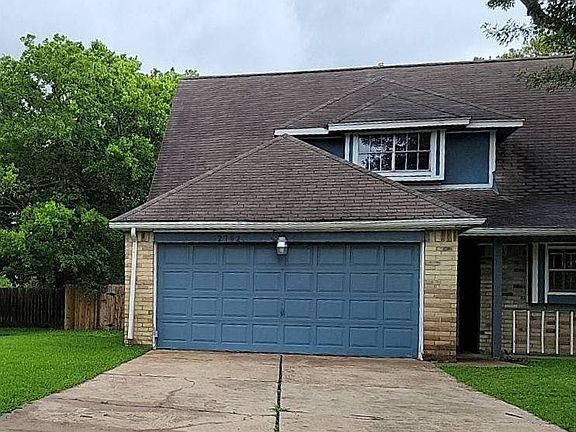 3rd image of 2702 Indian Trail Dr