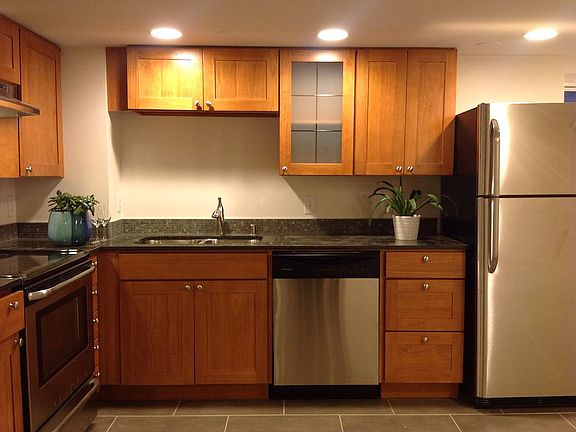 2nd image of 618 20th Ave