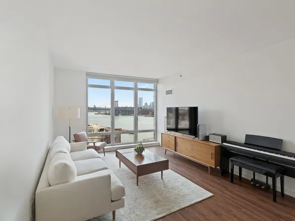 2 Northside Piers image 1 of 14