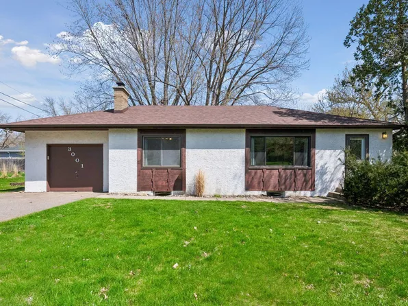 3001 Groveland School Rd, Wayzata, MN 55391
