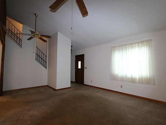 4th image of 104 Joyce Rd