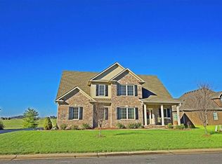 398 Roseberry Cir, Bowling Green, KY 42104