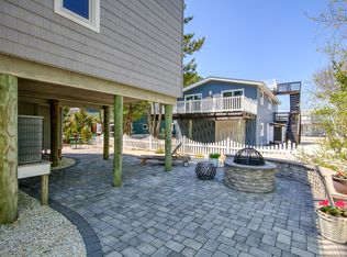 8 Cox Ave, Harvey Cedars, NJ 08008