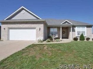 417 Carroll Dr, Granite City, IL 62040