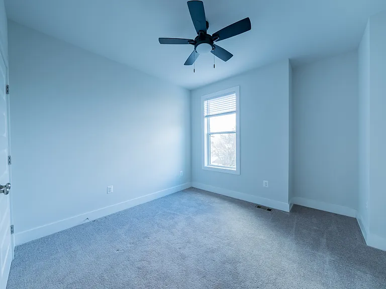 2707 Acadia Dr #B — Photo 30