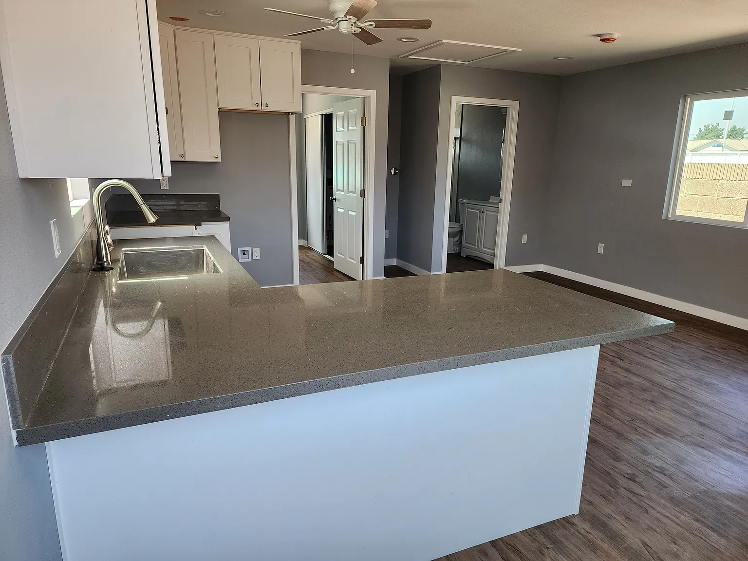 1 bed, 500 sqft, $2,000 — Photo 4