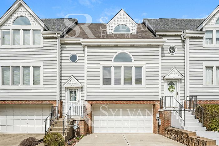 1st image of 102 Abbey Ln