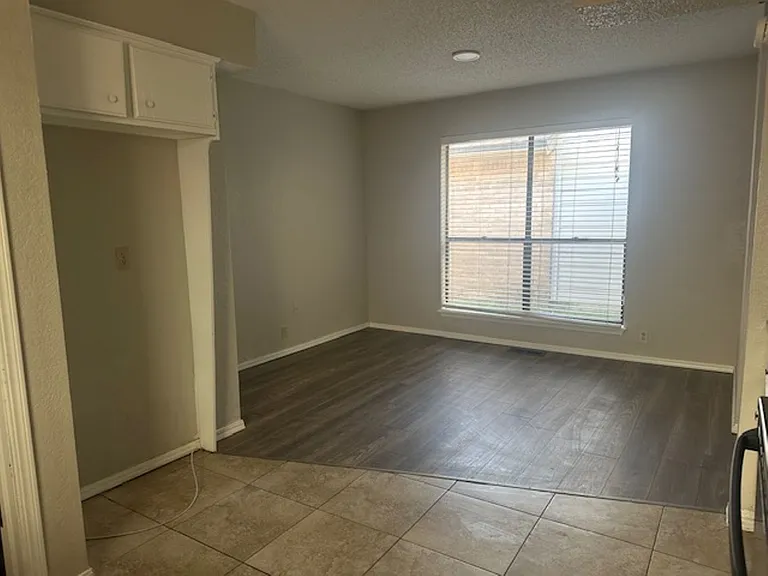 10411 White Oak Canyon Rd — Photo 4