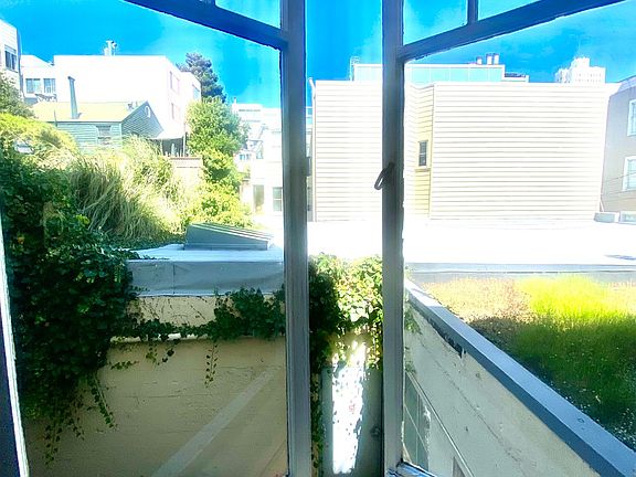 3rd image of 2330 Larkin St APT 24