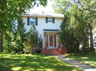 928 Summit Ave, Detroit Lakes, MN 56501