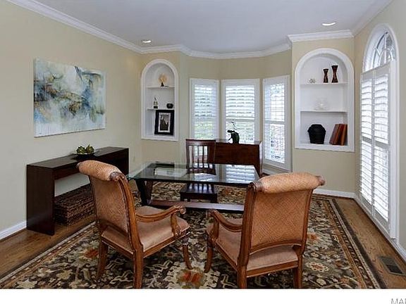 5th image of 13215 Thornfield Ln
