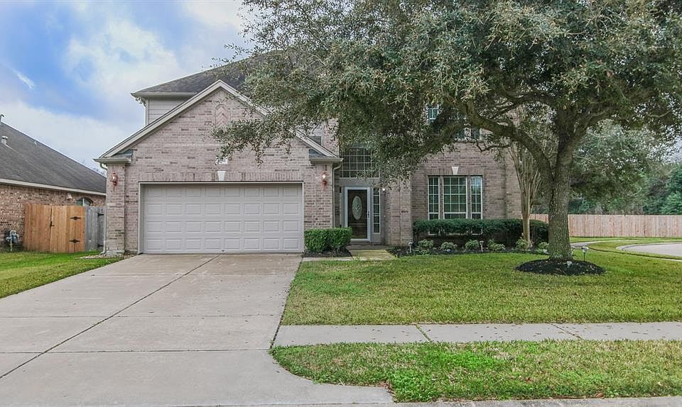 1st image of 8818 Sun Haven Ln
