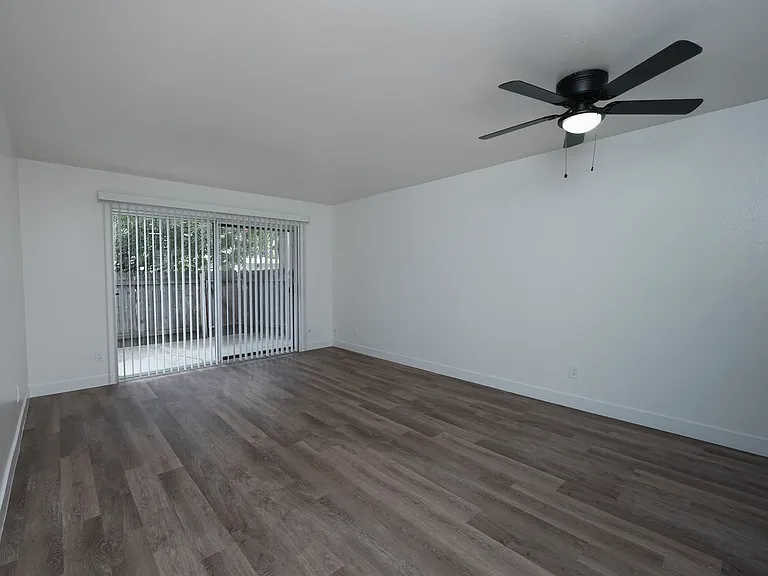 2763 Larkspur Ln — Photo 42