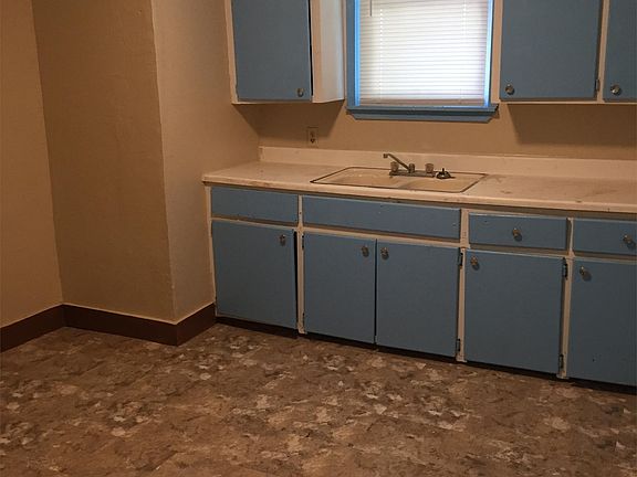 2nd image of 325 N Park Ave APT A