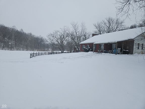 3rd image of 4246 W State Road 44