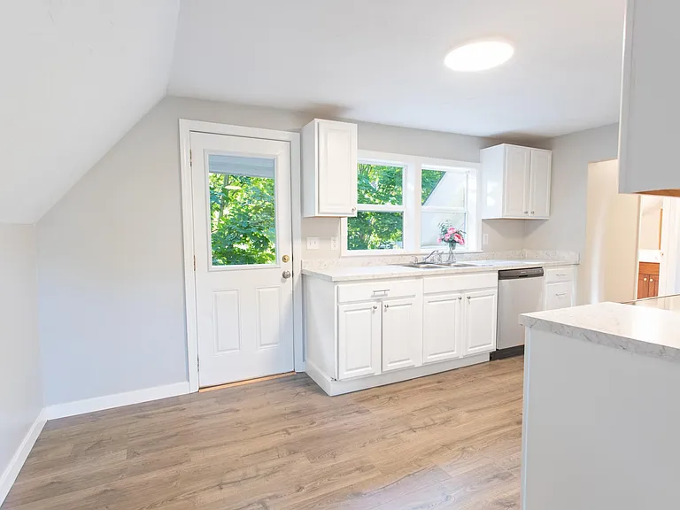 19 Prospect St #2 — Photo 7