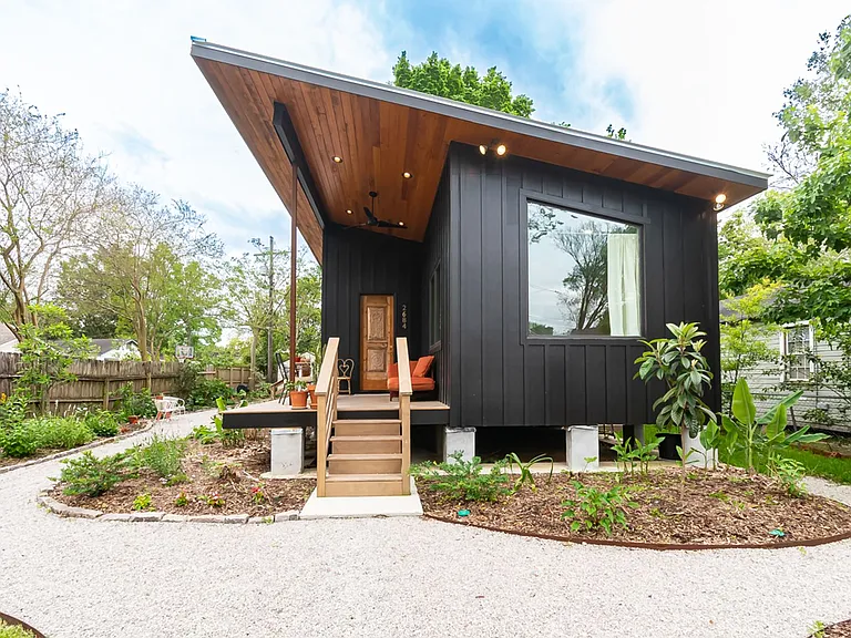 2684 Cork St — Photo 41