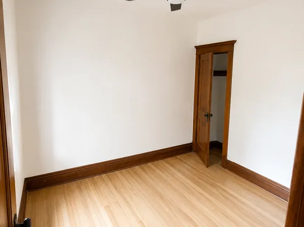 4123 N Campbell Ave #2, Chicago, IL 60618