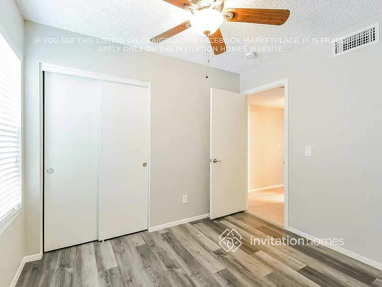 4976 W Charleston Ave — Photo 10