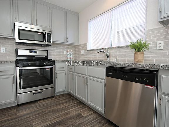 5th image of 5029 Ironhorse Ranch Ave