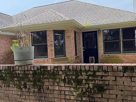 2nd image of 143 Patdean Dr