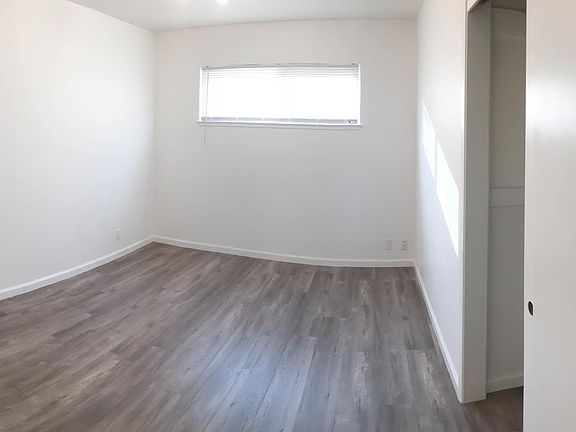 5th image of 1587 Maurice Ln APT 4