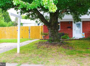 134 Dunlap Rd, Pasadena, MD 21122