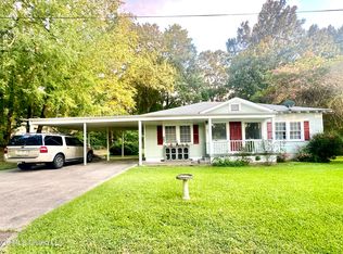 631 W Chickasaw St, Brookhaven, MS 39601