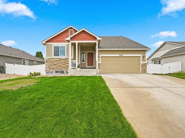 7447 Little Fox Ln, Wellington, CO 80549