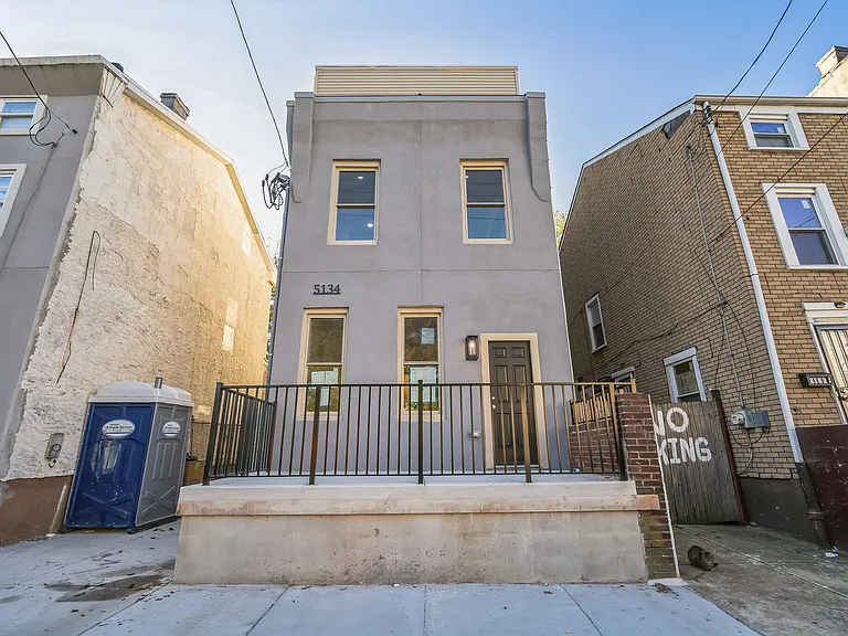 5134 Master St #3A — Photo 1