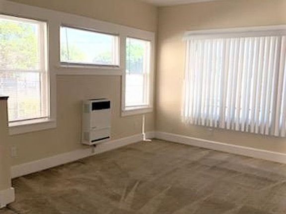 2nd image of 626 W 7th St APT 1