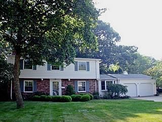 2nd image of 391 Appleblossom Ln