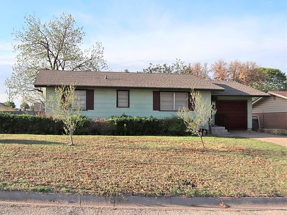 3rd image of 1704 Bristol Dr