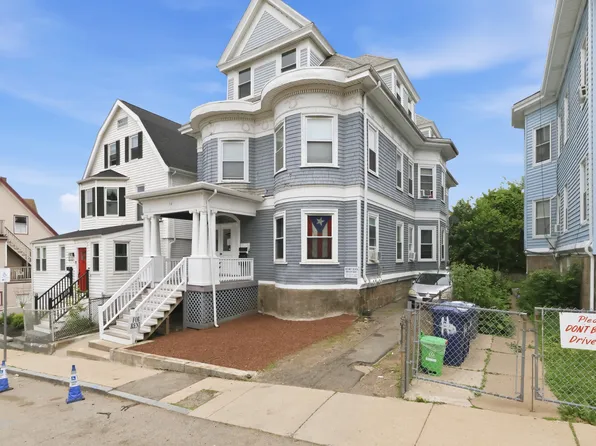 14 Magnolia Sq APT 3, Dorchester, MA 02125