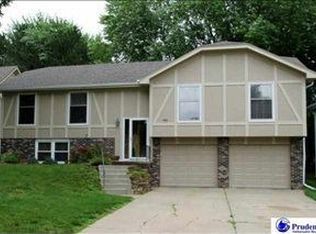 1805 S 155th Ave, Omaha, NE 68144