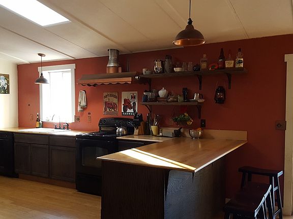 3rd image of 26614 Panorama Pl
